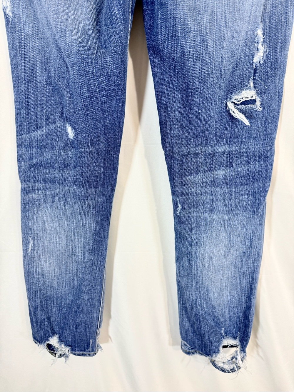 True Religion Mid Rise Straight Destructed Distressed Jeans In Schools Out Wash - Picture 6 of 12